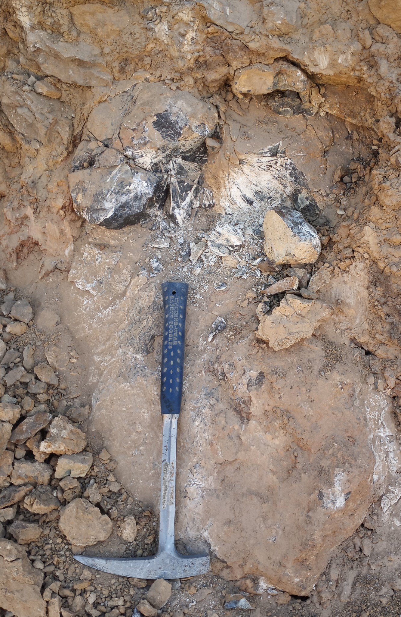 Figure5lb25 002 Pad Sb In Highwall Vbetter